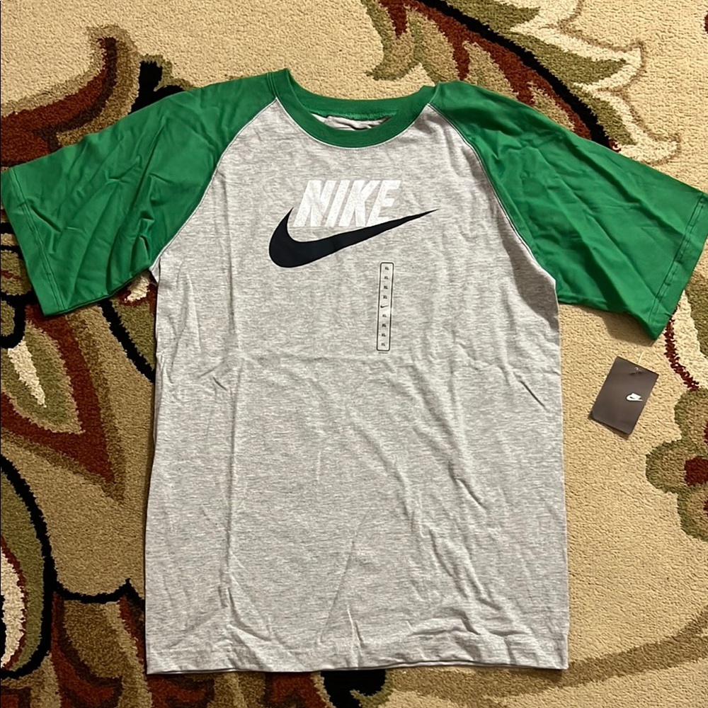 Nike Boys Gray and Green Logo T-Shirt